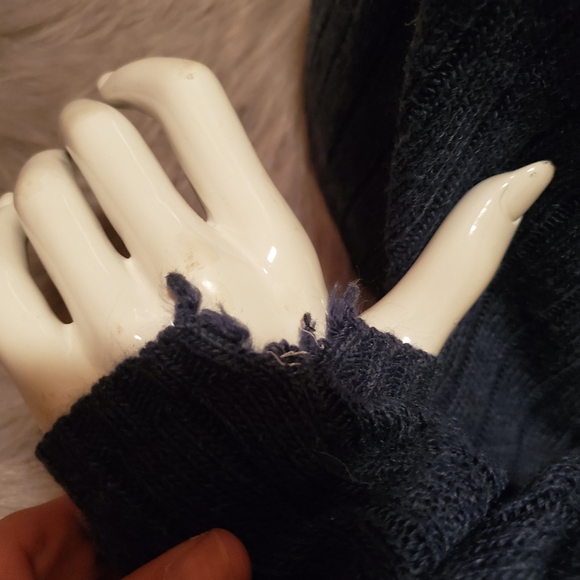 Winter sweater - Picture 3 of 3